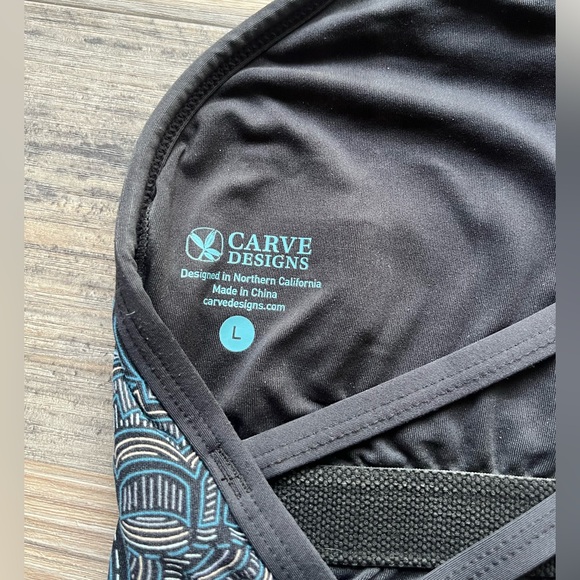 Carve Designs Women’s Beacon One Piece Swim,
Kima Geometric Pattern Print- L - Picture 11 of 11